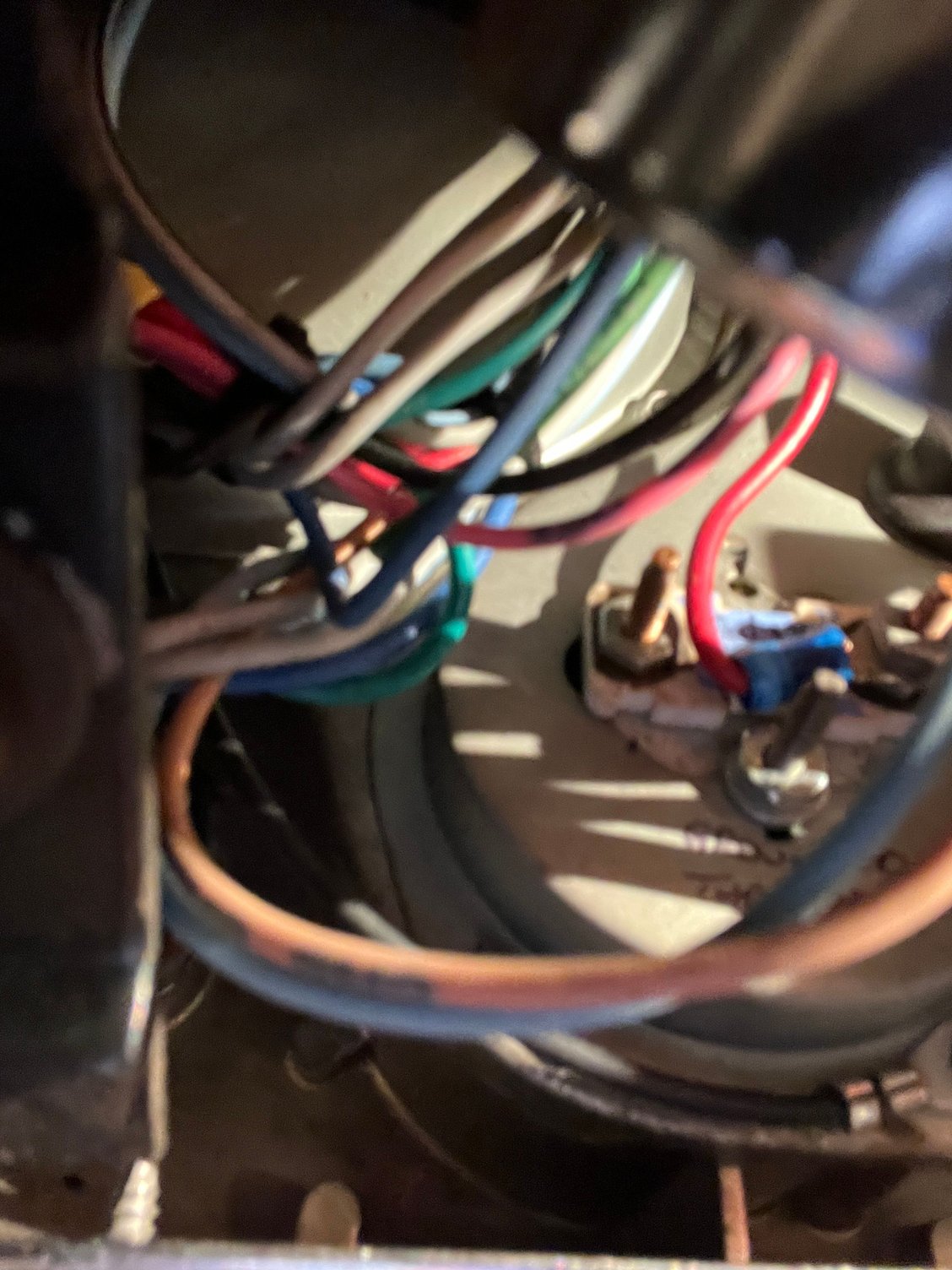 If you look close i have a ground wire on the case. I measured voltage between the case and the positive post. Good ground 