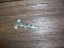 Briggs and Straton B key looks to be maybe a blank? or master?