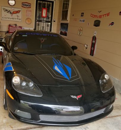 New color scheme....retired MPD now...representing LEO with the "Thin Blue Line" colors....
and I always associate the word "Stingray" with "Corvette"....