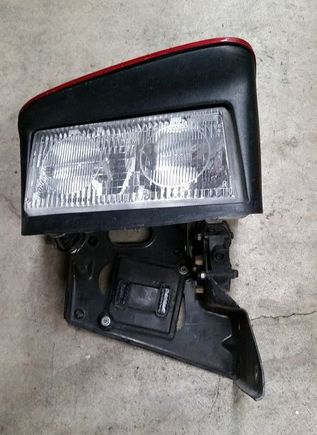 Passenger headlight assembly with Headlight control module