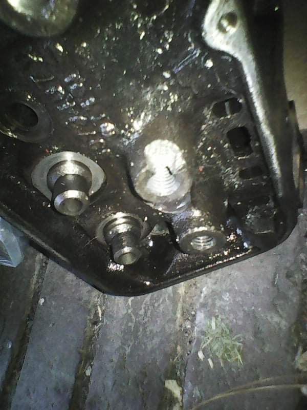 Broken rocker stud boss CorvetteForum Chevrolet Corvette Forum Discussion
