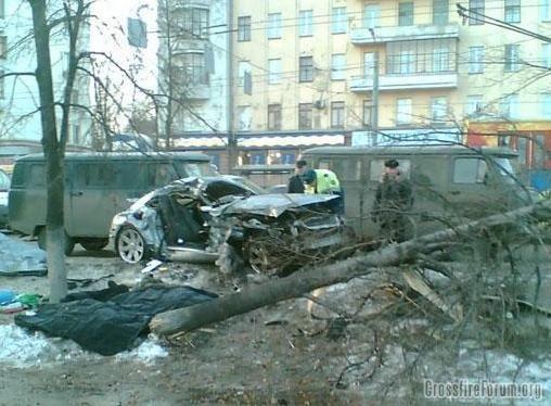 Chrysler Crossfire Crashed 3