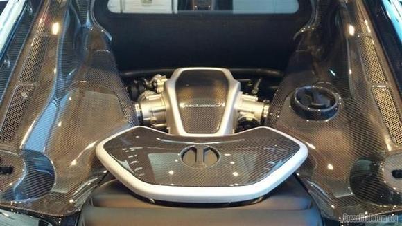 McLaren store 5