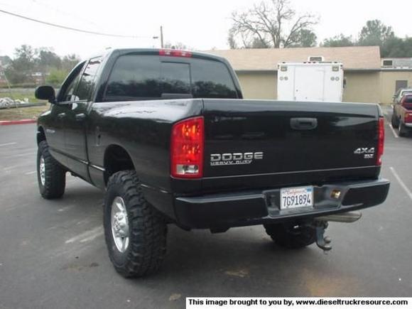 25651Dodge 2500 rear