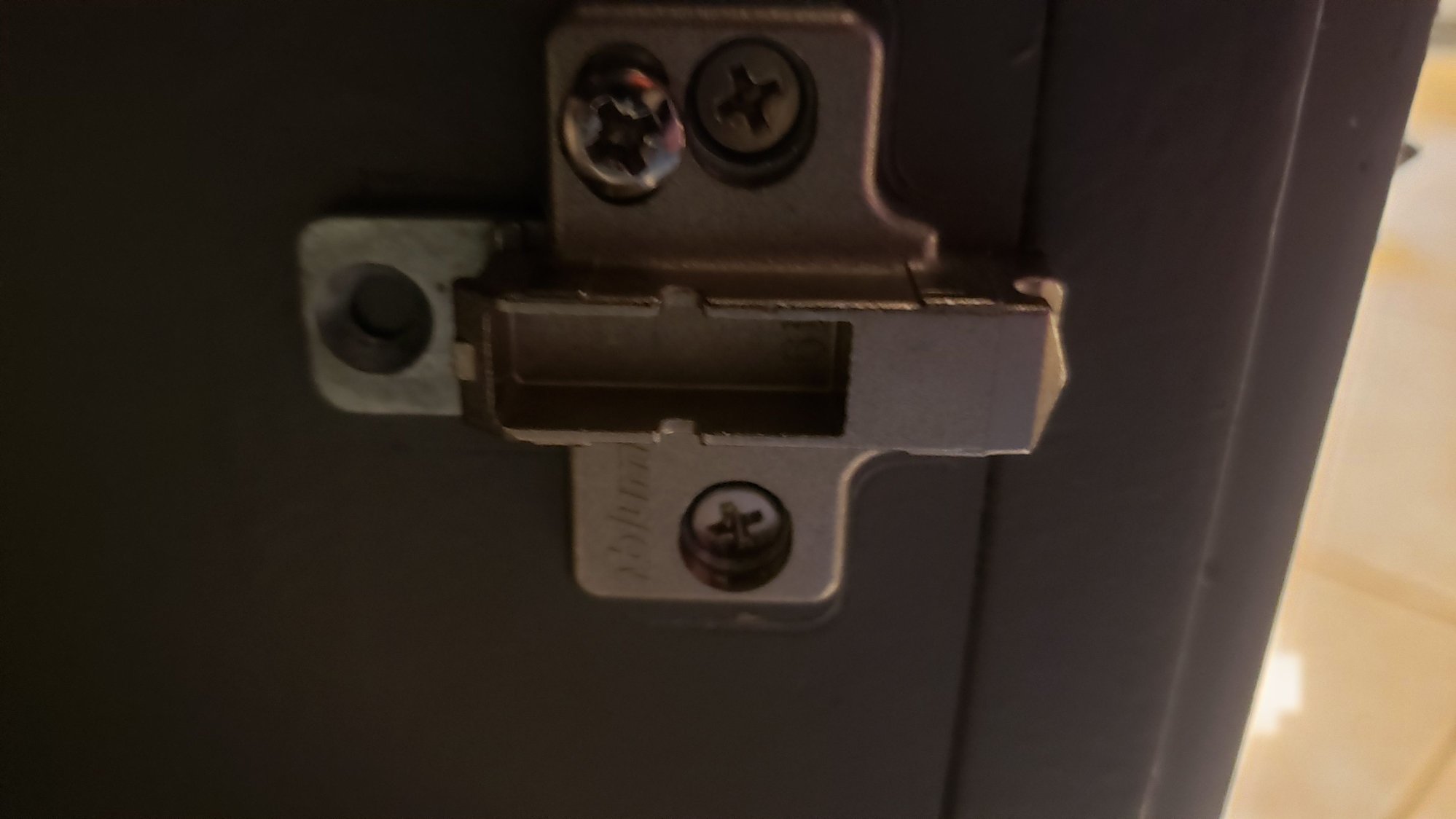 How to fix these corner doors? Community Forums