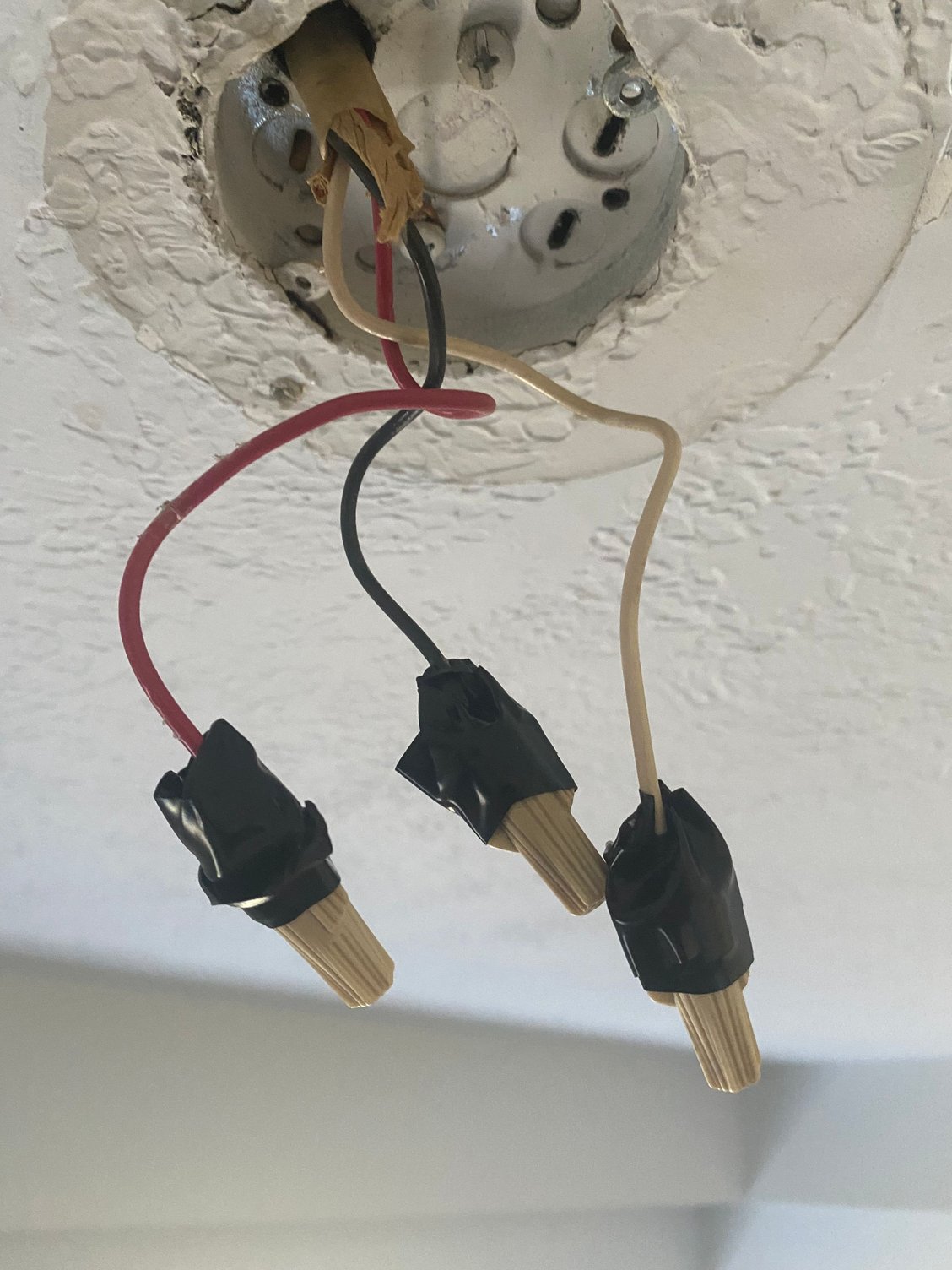 Issue installing ceiling fan (ground wire) Community