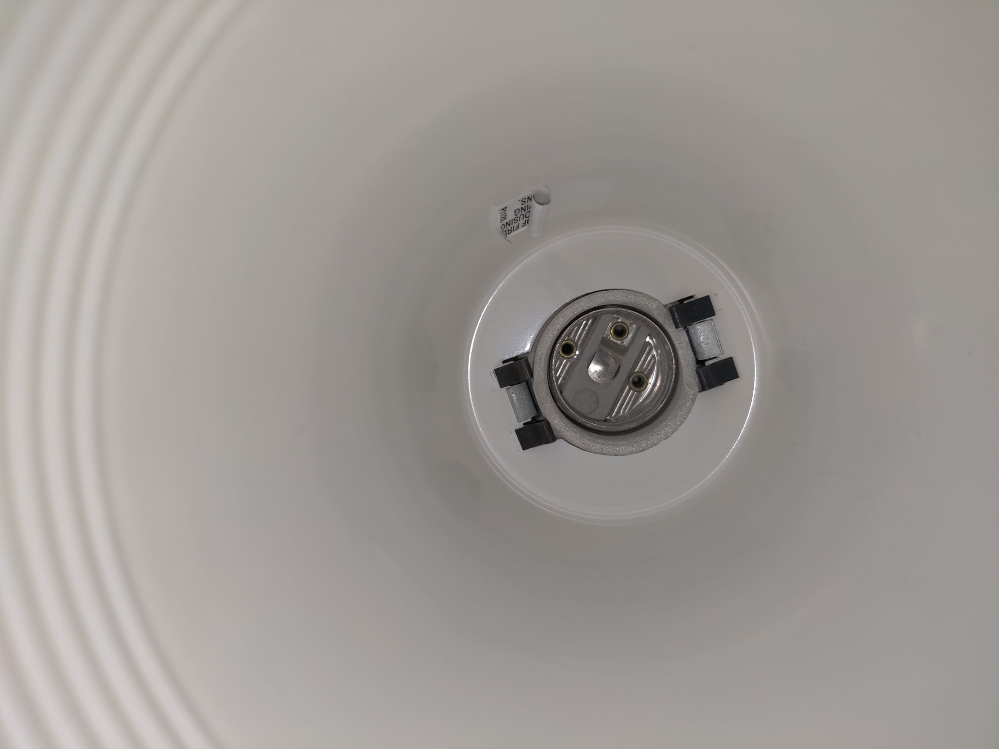 Can't remove the bulb holder from the fixture - DoItYourself.com ...