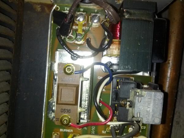 Adding a Common Wire to a Slant Fin V-120-EP/L8148E - DoItYourself.com ...