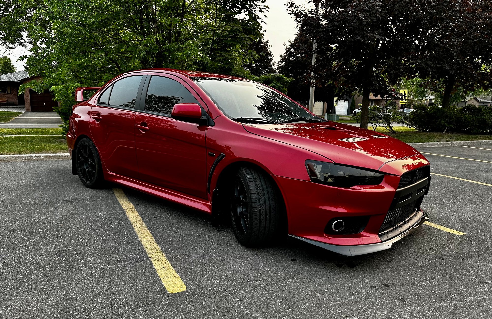 2010 Mitsubishi Lancer Evolution - 2010 Mitsubishi Rally Red EVO X - Used - VIN JA32W8FV5AU607254 - 29,300 Miles - 4 cyl - AWD - Manual - Sedan - Red - Toronto, ON L1T2L4, Canada