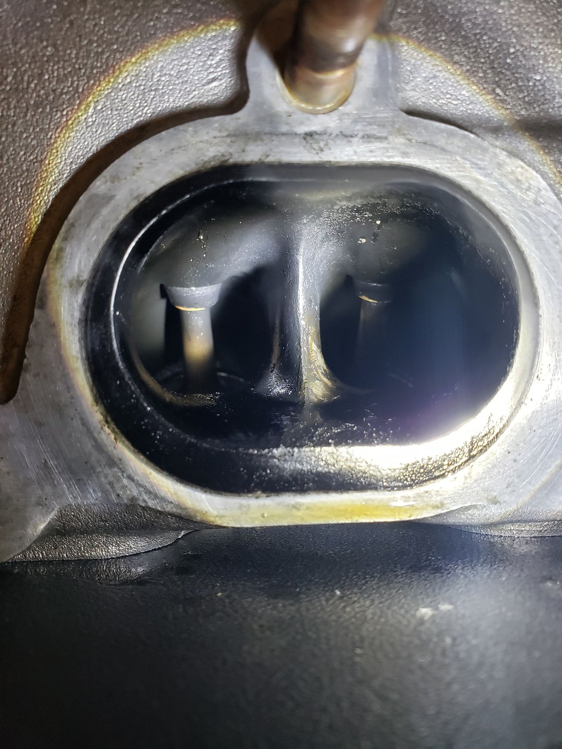 Valve guides leaking? EvolutionM Mitsubishi Lancer and Lancer