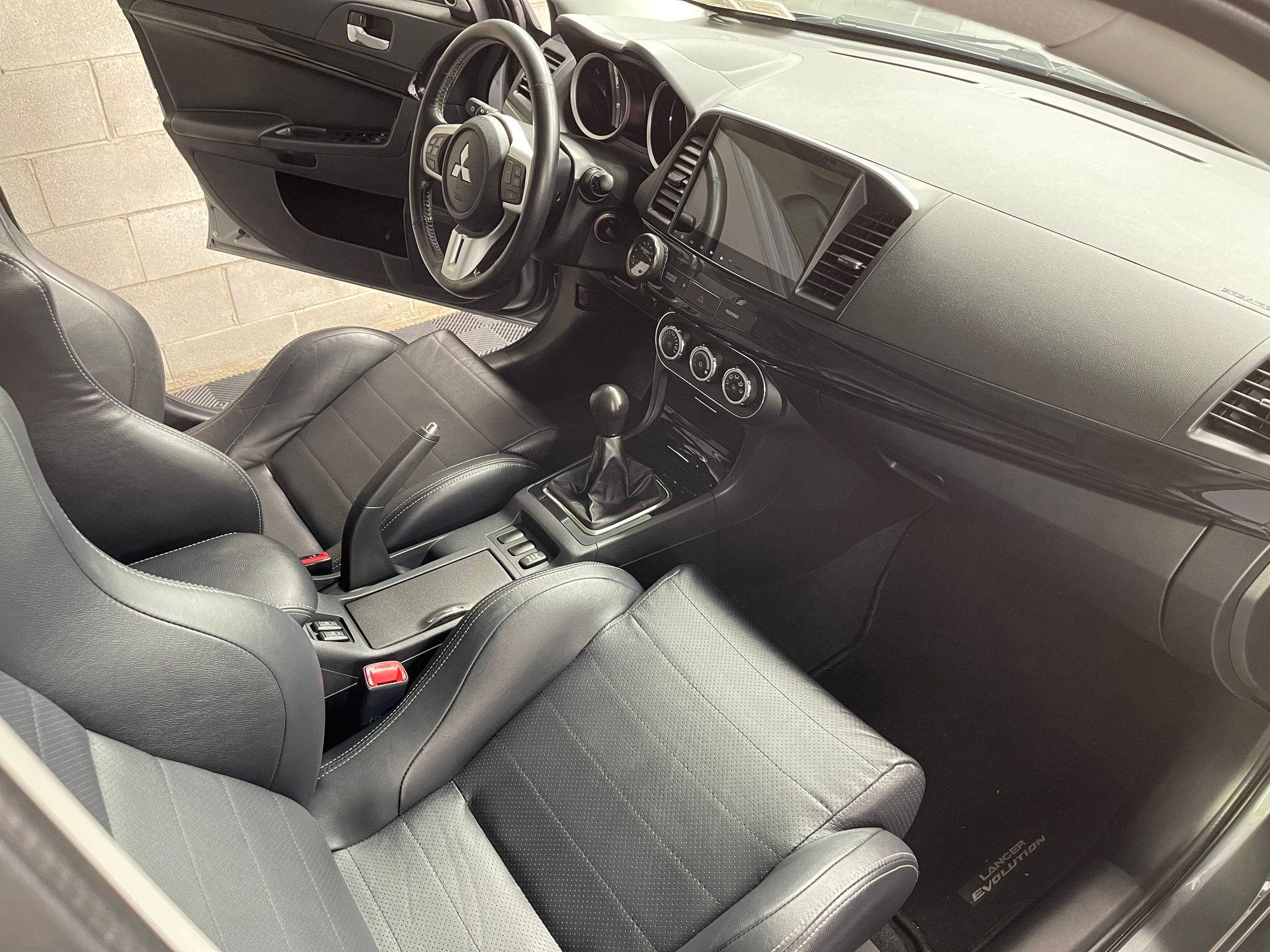 2014 Mitsubishi Lancer Evolution - 2014 Evo GSR - Tastefully modded - Used - VIN JA32W8FV8EU006961 - 25,000 Miles - 4 cyl - AWD - Manual - Sedan - Gray - Poughkeepsie, NY 12603, United States