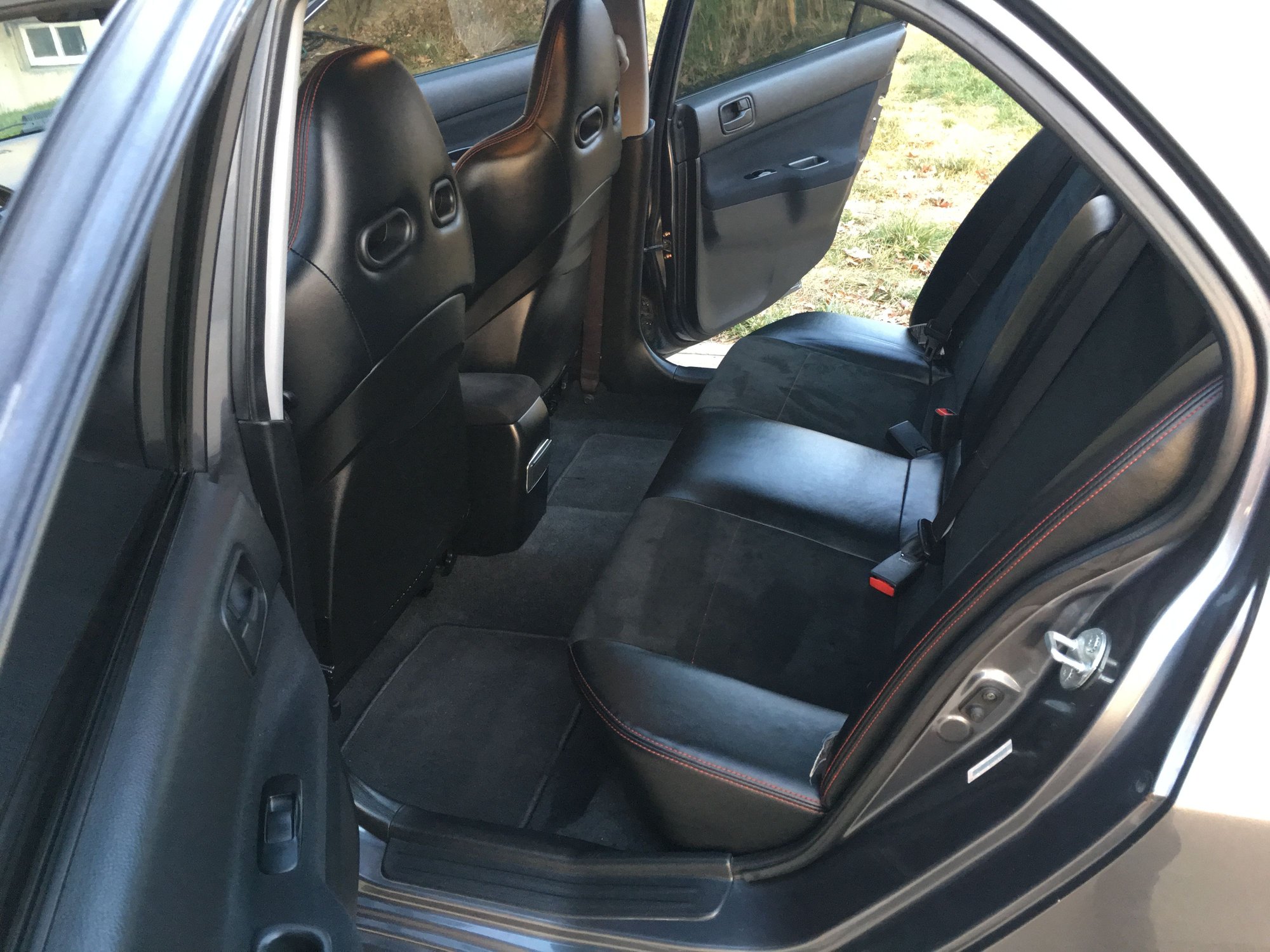2006 Mitsubishi Lancer Evolution - 2006 Evolution IX SE (147k miles) - No Engine Mods, Garage Kept - Used - VIN JA3AH86CX6U066651 - 147,000 Miles - 4 cyl - AWD - Manual - Sedan - Gray - Wentzville, MO 63385, United States