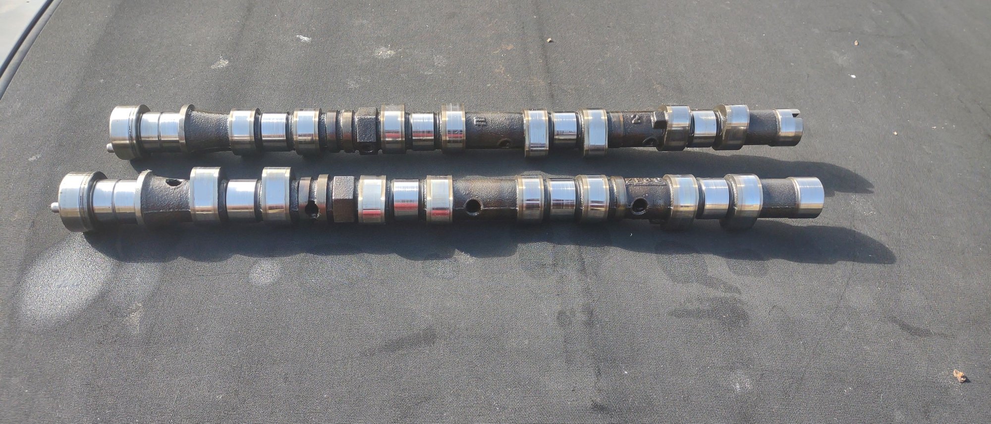 Engine - Internals - Evo 8 OEM camshafts - Used - 2003 to 2005 Mitsubishi Lancer Evolution - Parkville, MD 21234, United States
