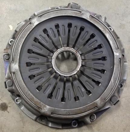 Cover. Can anyone identify the manufacturer / brand?