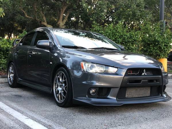 2011 Mitsubishi Lancer Evolution - 2011 Mitsubishi Evolution GSR - Used - VIN JA32W8FV6BU027304 - 67,000 Miles - 4 cyl - AWD - Manual - Sedan - Gray - Sunrise, FL 33351, United States