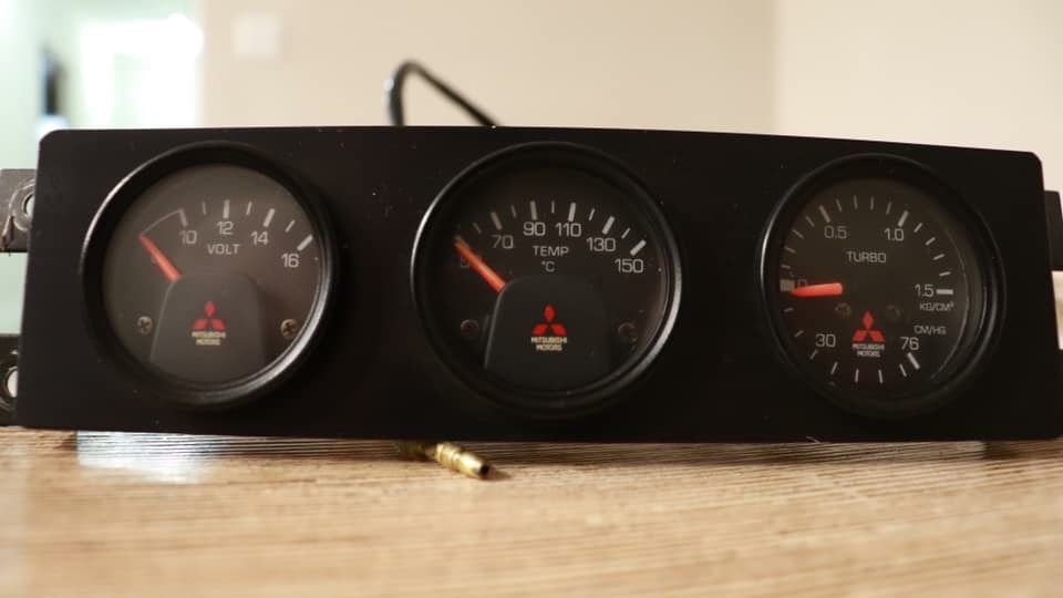 Accessories - WTB: Mitsubishi OEM Boost, Volt, Temp - Used - 2003 to 2006 Mitsubishi Lancer Evolution - Tucson, AZ 85719, United States