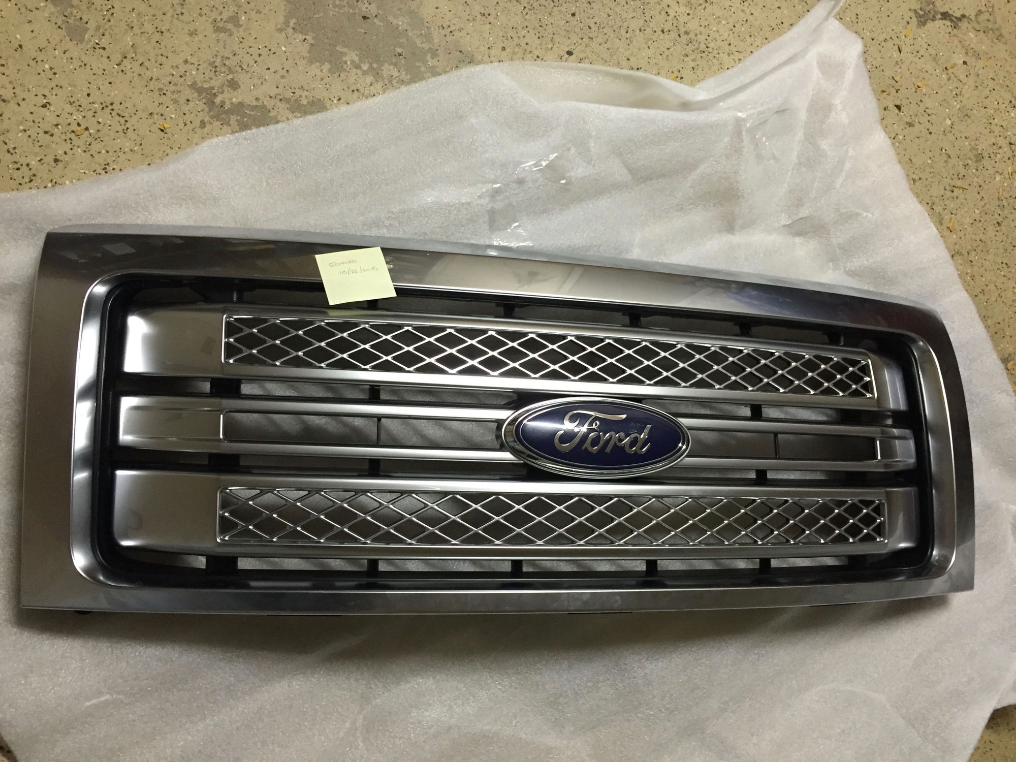 Northeast 2013-2014 F150 Platinum Grill - Ford F150 Forum ...