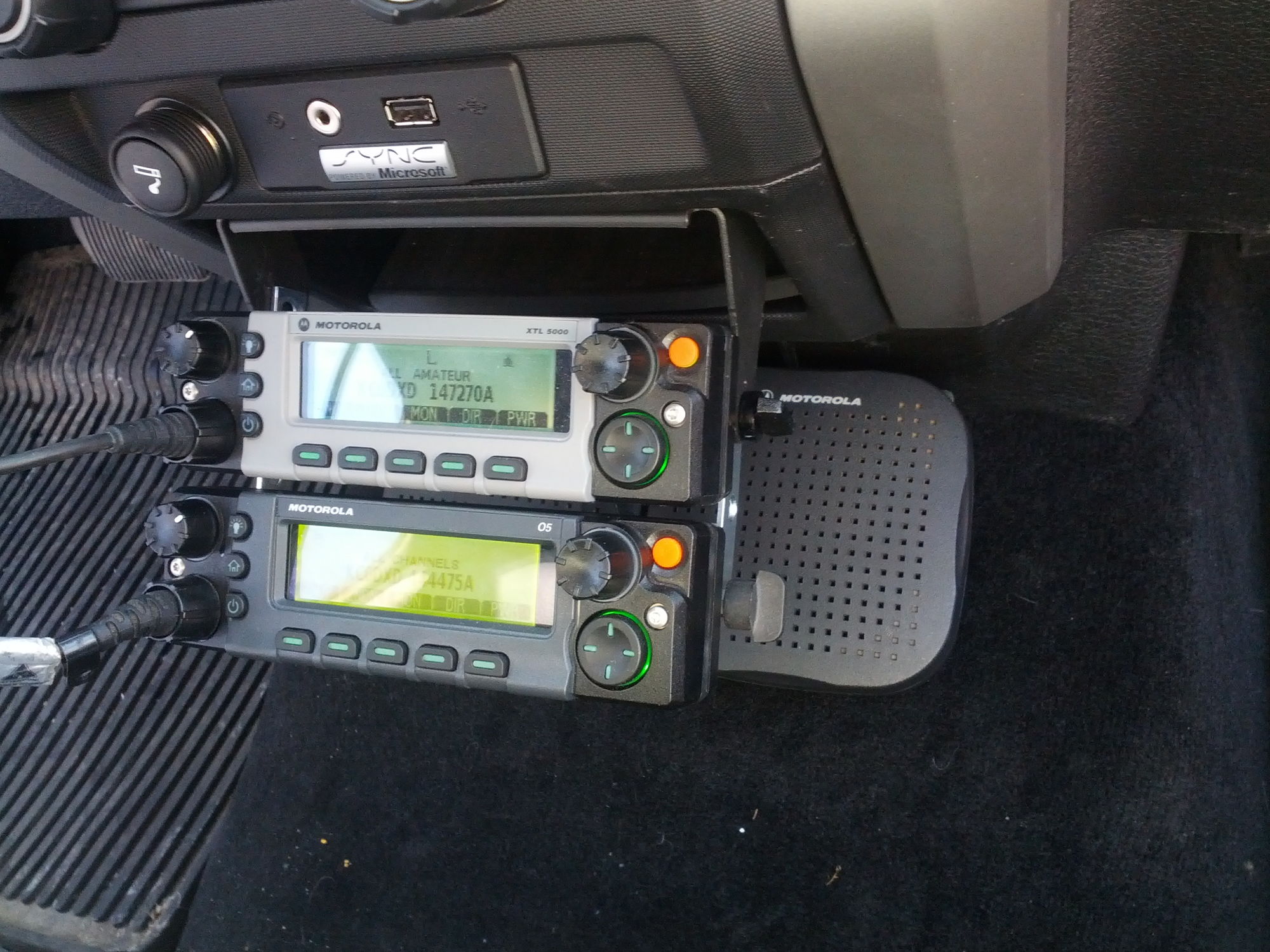 Mounting a CB radio or ham radio Ford F150 Forum Community of Ford