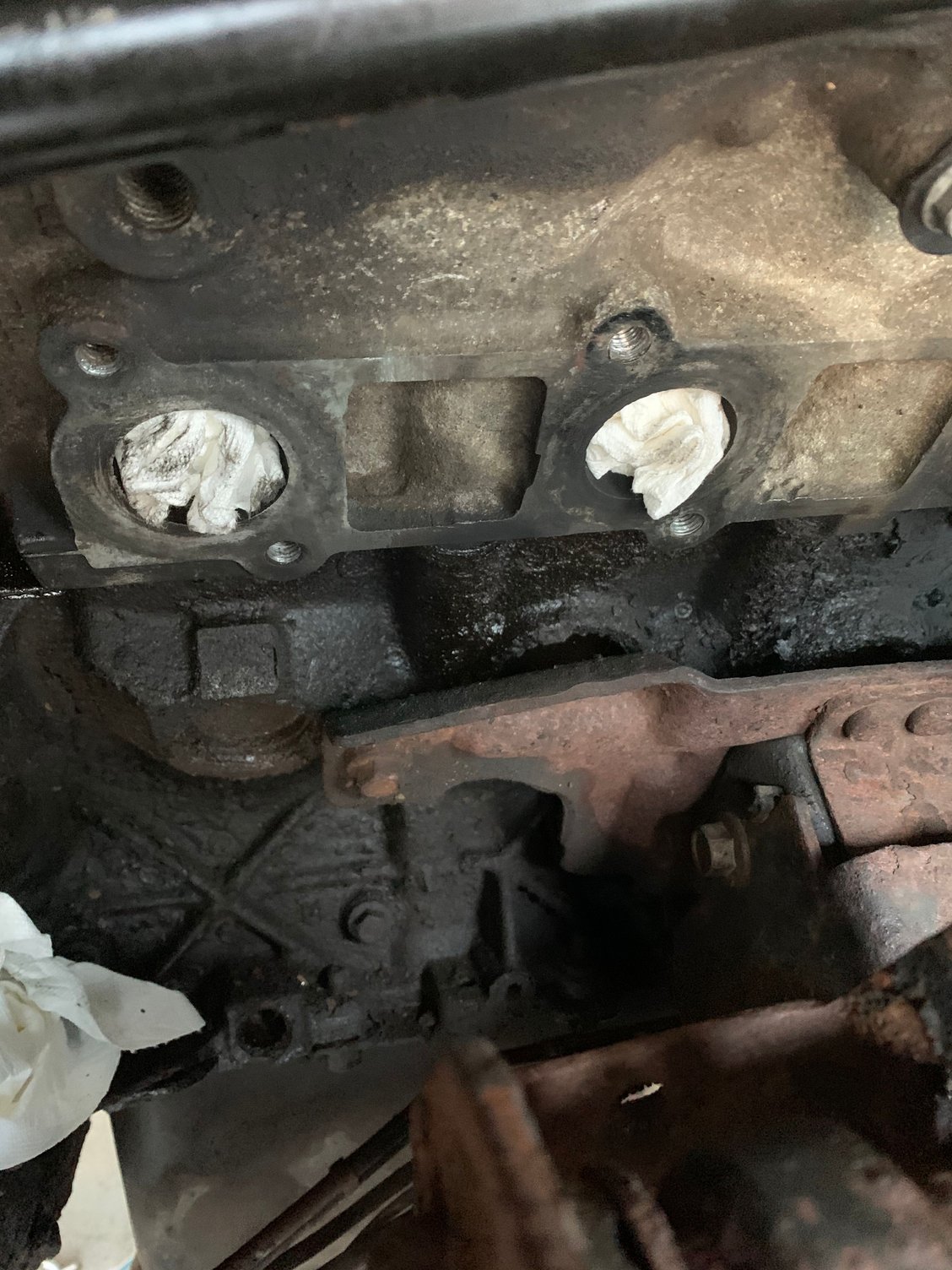 How to clean exhaust manifold surface. 01 SCREW 5.4 Ford F150 Forum
