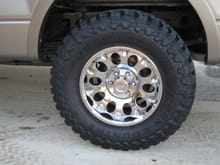 I had them on 17x9 wheels...good balance of tire sidewall and wheel.