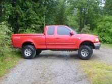 red f150 007