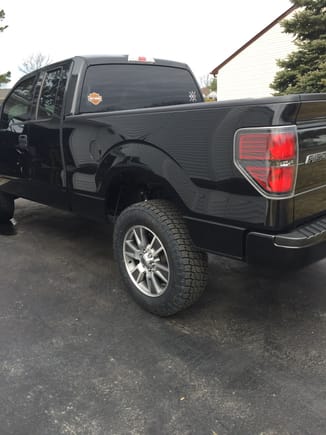 Raptor/HD tails and terra grapplers