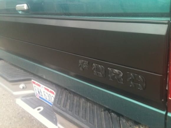 Jonah52's old tailgate panel refinished
