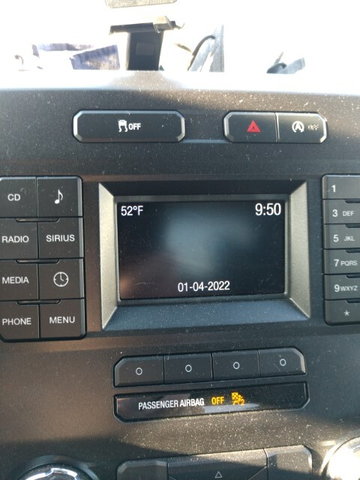 WHY THE RADIO DOES NOT WORK ON FORD, RADIO NOT TURNING ON 