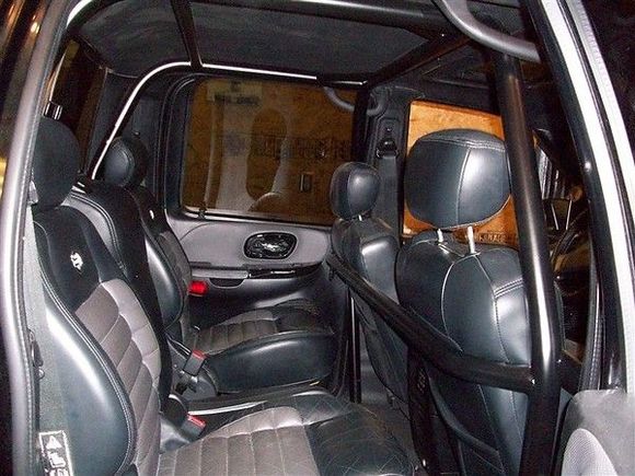 Roll cage, fuel cell, nitrous mount by hook'n chassis