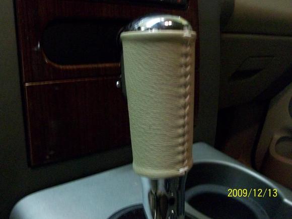 Leather Shifter cover from "Ranchitout"