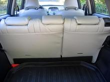 Clazzio light gray, dark gray stitching