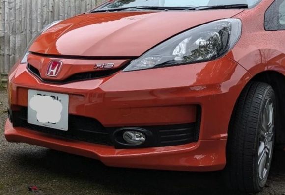 Painted JDM She’s Edition Grille & FL5 red H emblem