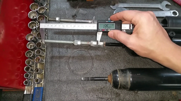 Overall length of the threaded rod