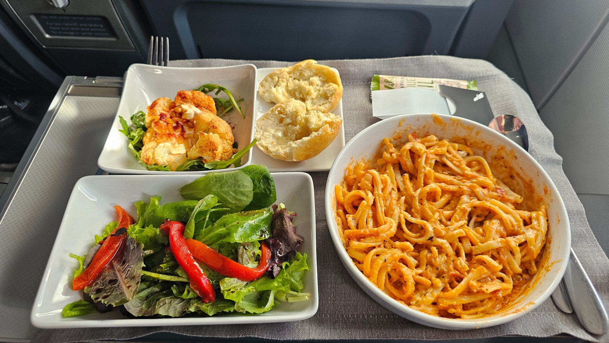 Post-bread basket and mixing up the pasta