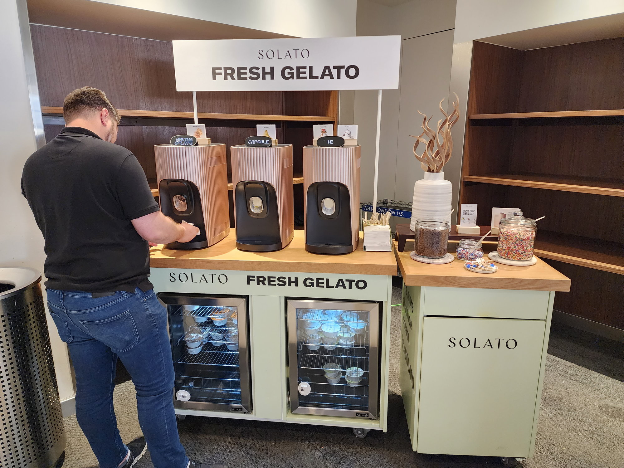 Gelato machines at MCO United Club and elsewhere .. - FlyerTalk Forums