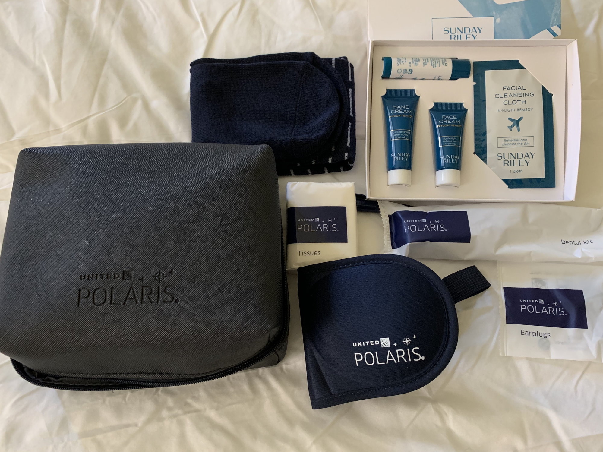 BUSINESS CLASS UNITED AIRLINES POLARIS CLASS AMENITY KIT 