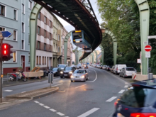 No regular traffic light will be stopping the Schwebebahn!