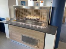 Rather limited food options in lounge 2F4x