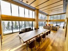 Disclosed actual photo of the Presidential Suite (Now withdrawn)
