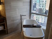 Tub by window in Room 1902