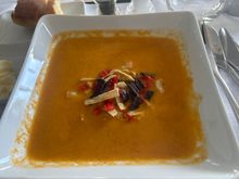 Tortilla Soup: 1'st world nitpick, taste was owesum, if it was poured without creating those rings - we get a CX F style look