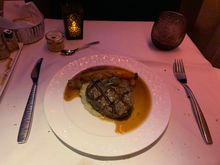 Steak main, cooked perfectly