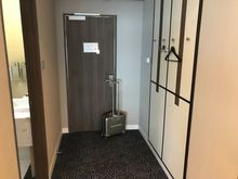 Entry room: you can pay at reception with creditcards
