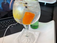 TAP LIS Lounge G&T