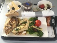 The chicken salad option was very tasty and a good portion. Also really pleasantly surprised by the chocolate pot thingy