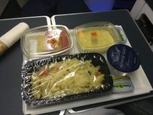 This is how the food looks like (KL717 27.3.in J). The worst I ever had on a plane.