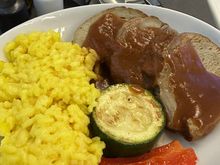 Veal osso buco. Sounded great on the menu. Tasted like cardboard. This ranks as one of the worst entrees in J ever.

Champagne was readily available on this flight as well as a YUL-FCO flight on Oct 25th.
