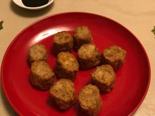 Ngoh hiang with black sweet sauce