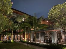 Main restaurant 