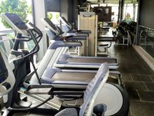 Decent gym and workout area in this Holiday Inn Express property 